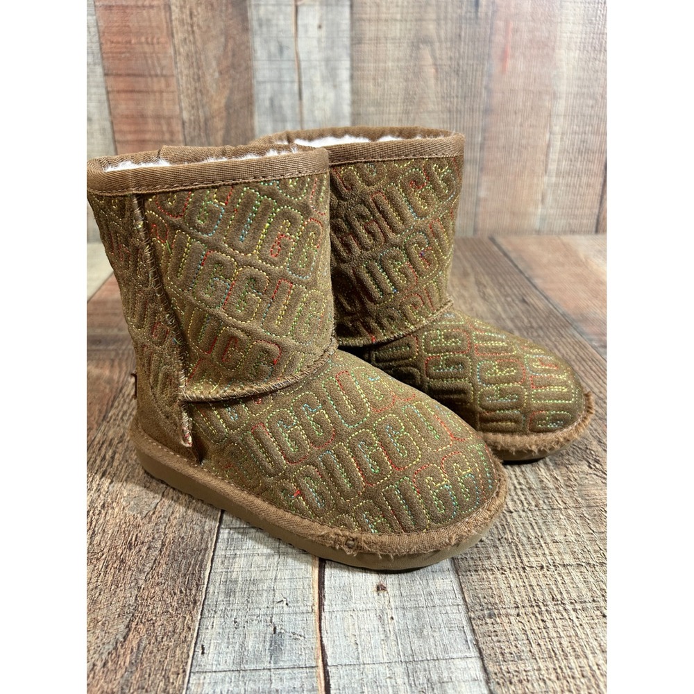 UGG Classic II Graphic Stitch Chestnut Suede Boots Kids size 11 Toddler 1112383T